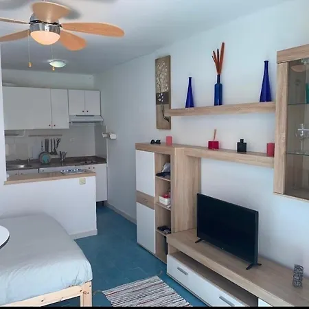 Relaxation And Sun 卡门港